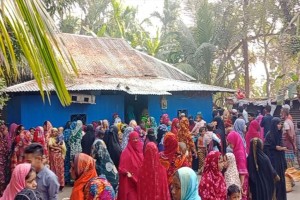 ‘আমার মেয়ে আত্মহত্যা করেনি’