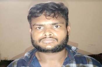 ফতুল্লায় পেশাদার ছিনতাইকারী শাওন গ্রেফতার